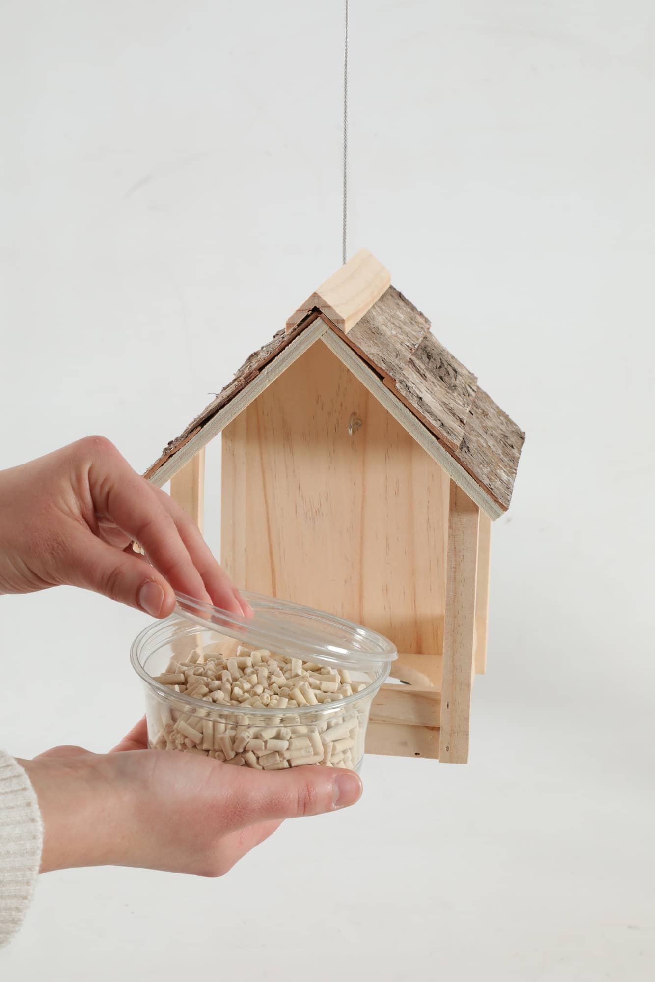 ZOLUX Castor 3-in-1-Vogelfutterhaus mit Birkenrindendach – Bild 5
