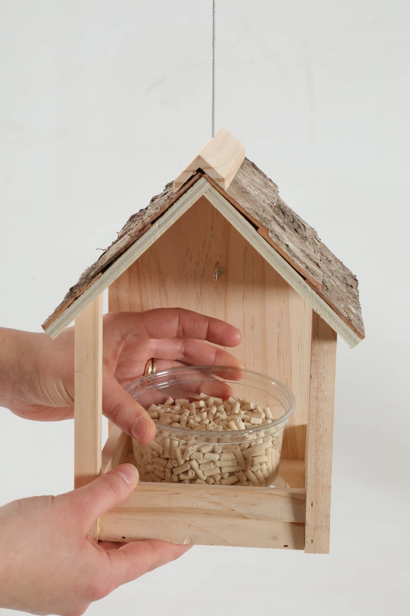 ZOLUX Castor 3-in-1-Vogelfutterhaus mit Birkenrindendach – Bild 4