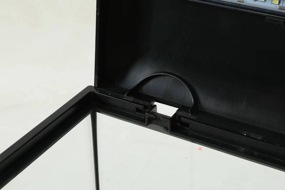 ZOLUX Aquarium INITIO 35 mit Kaskadenfilter 30 und LED, 18 l, schwarz + Gratis-Zubehör 352188+352192+352202+352217 – Bild 3